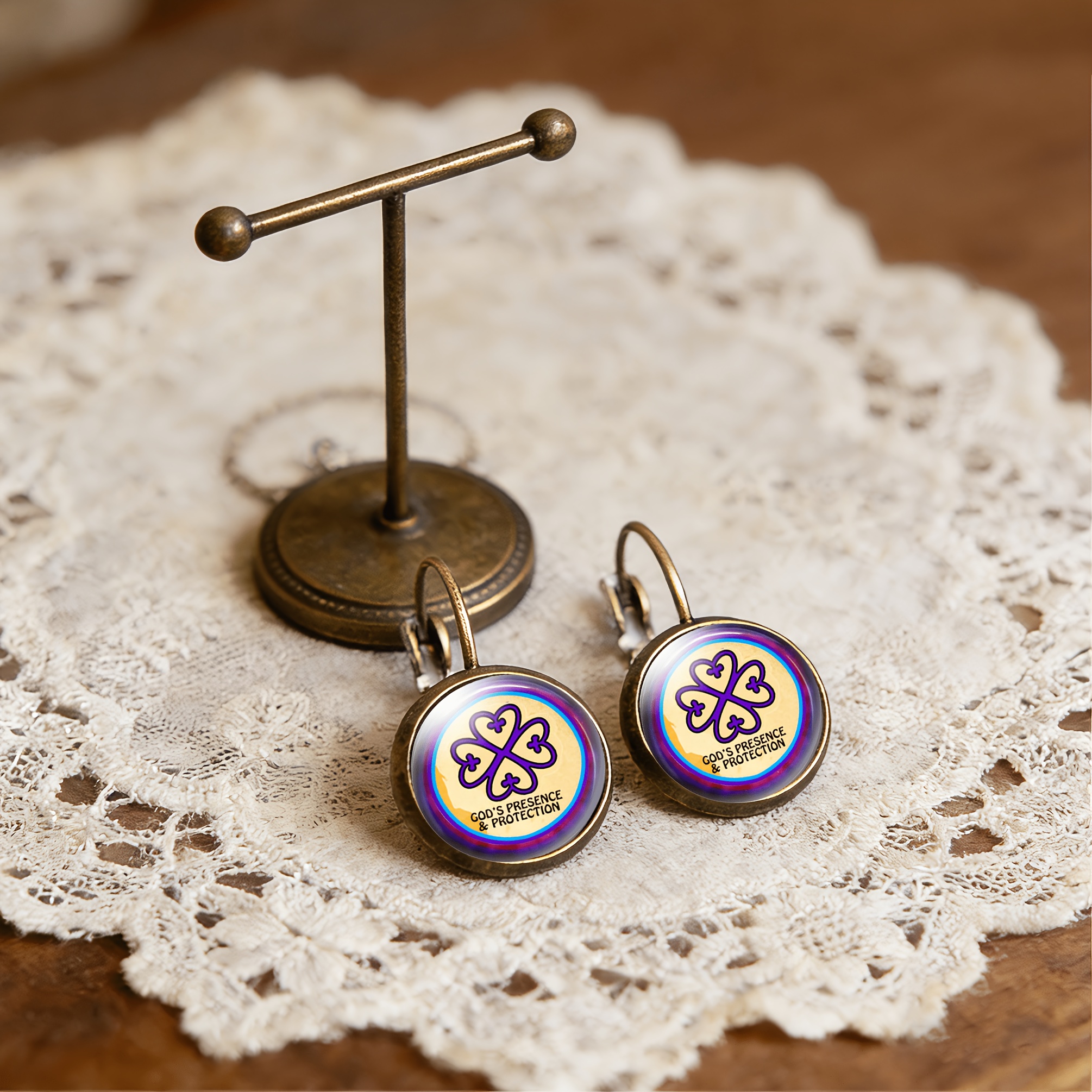 2pcs Cyan Round Classical Earrings, Clover Pattern